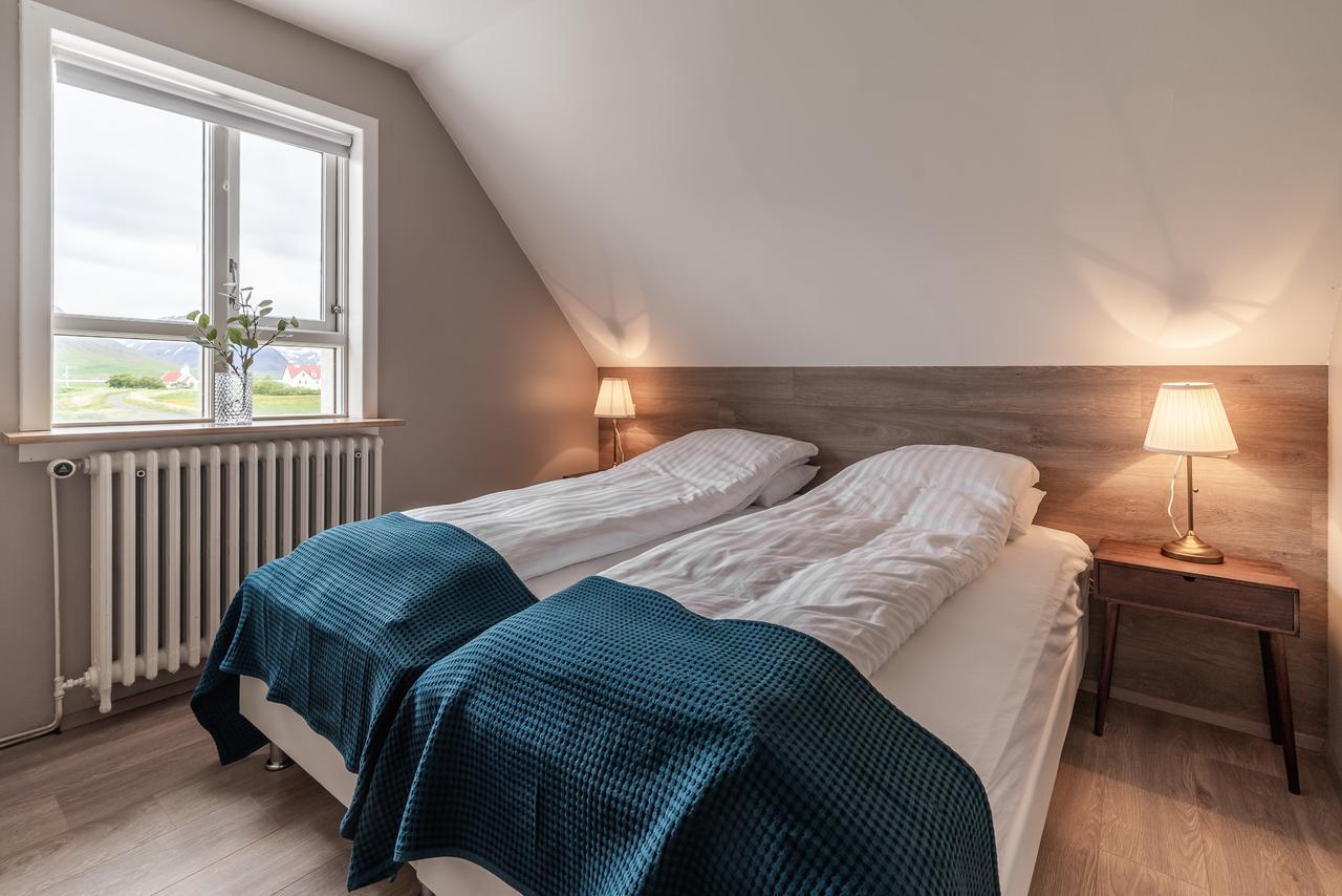Holt Inn Flateyri Экстерьер фото