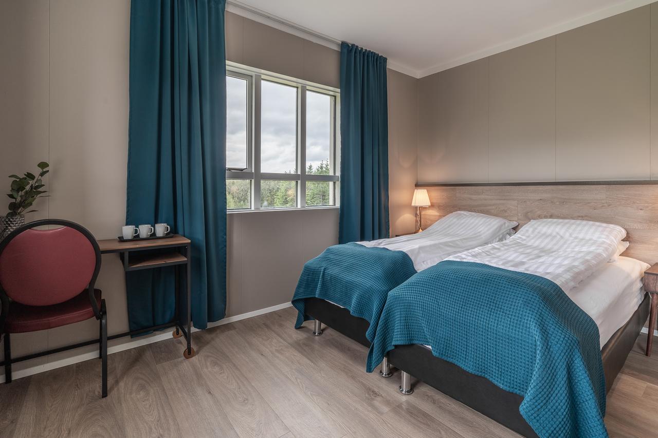 Holt Inn Flateyri Экстерьер фото