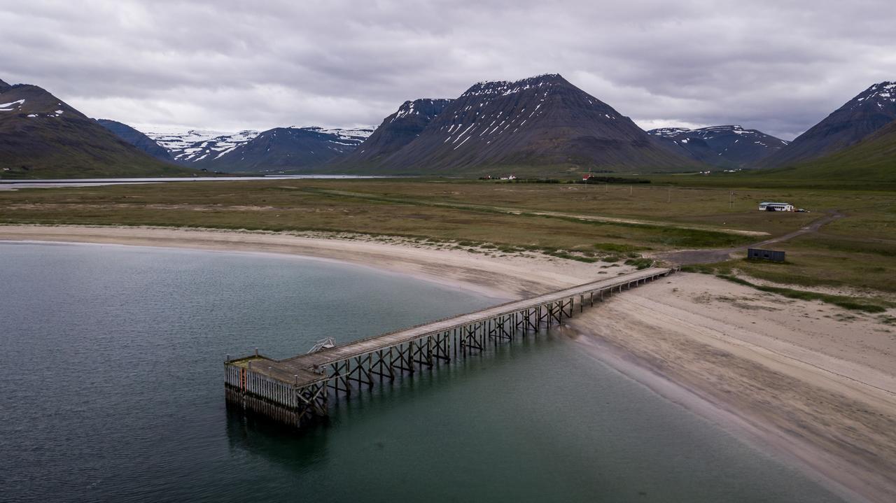Holt Inn Flateyri Экстерьер фото